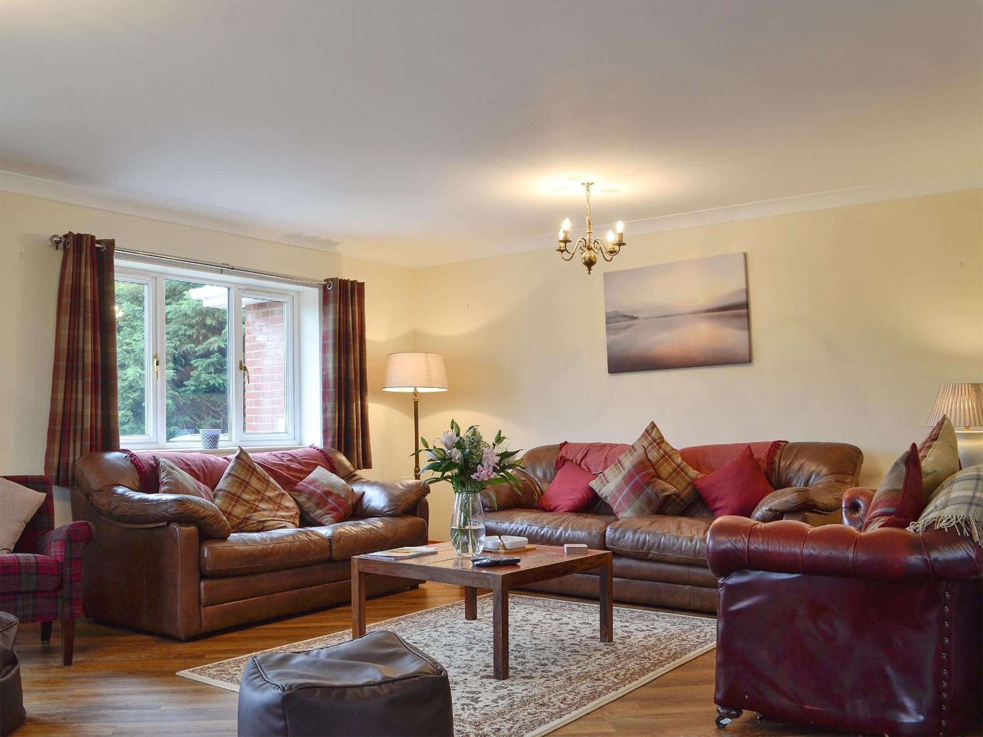Castle View Vila Llanbadarn Fynydd Exterior foto